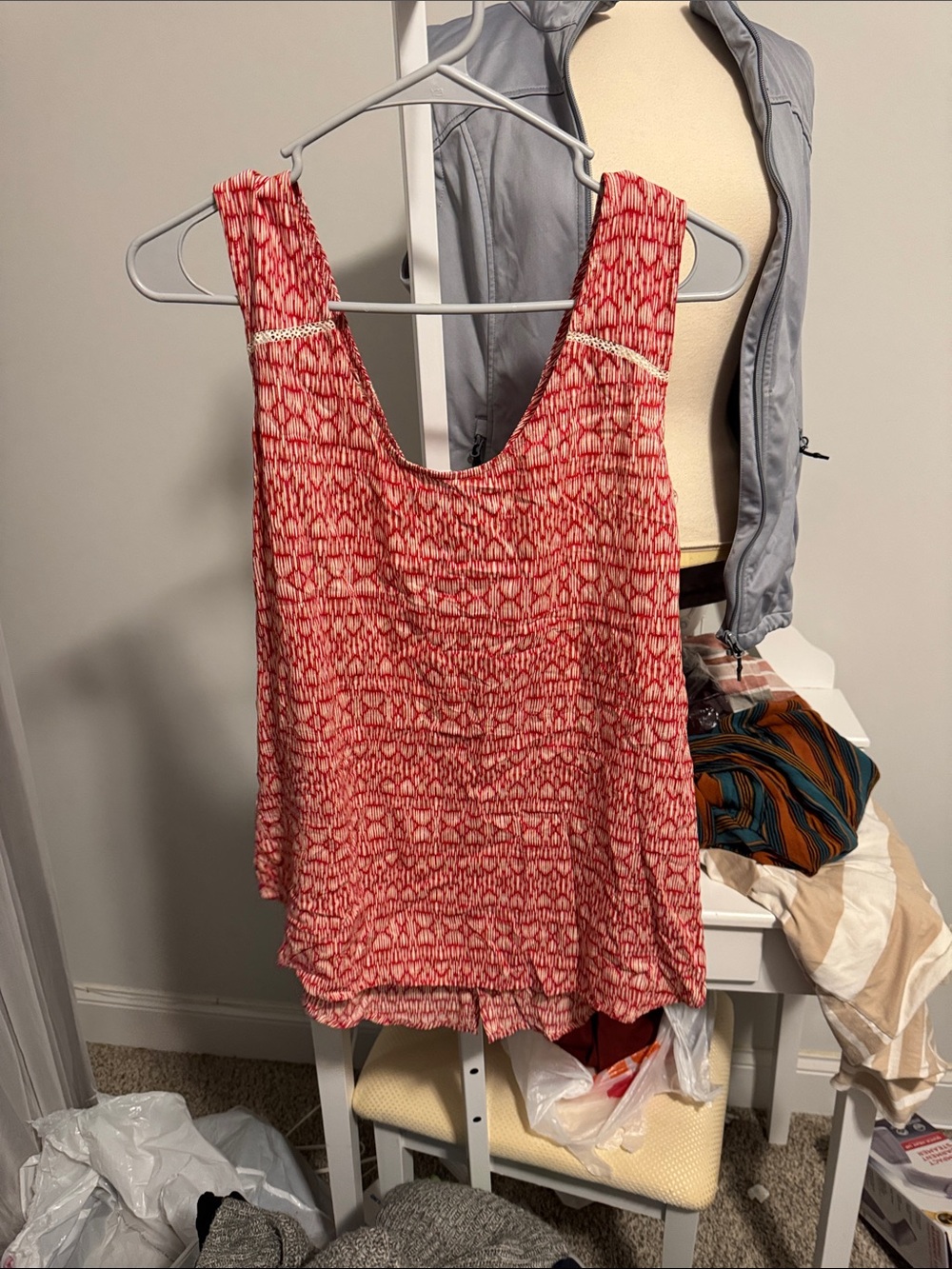 Lucky Brand Red Patterned Sleeveless Tank